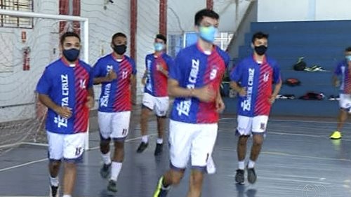 Santa Cruz Futsal, de Araguaína, intensifica treinos para encarar a Taça Brasil Sub-17
